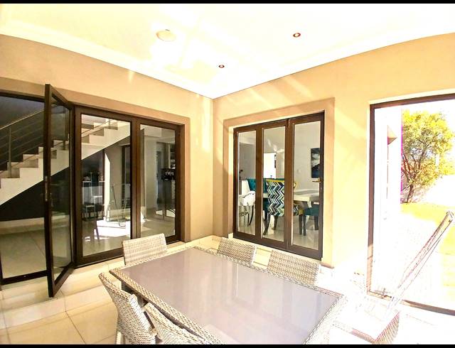 3 BEDROOM FREESTANDING FOR SALE IN BLUE VALLEY GOLF ESTATE